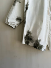 Load image into Gallery viewer, Latre Deadstock German Military Snow Camo Fishtail Jacket