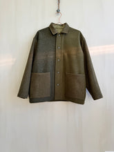 Load image into Gallery viewer, Latre upcycled US military wool blanket coat with M65 quilted lining