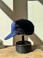 Load image into Gallery viewer, Yakult Swallows Deadstock Japanese Professional Baseball Cap (Navy)