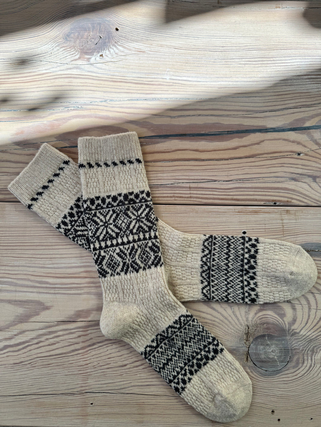Japanese Luxury Winter Wool Organic Cotton Snowflake Socks
