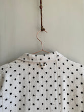 Load image into Gallery viewer, Latre's African Hand Woven Dots Coat (White)
